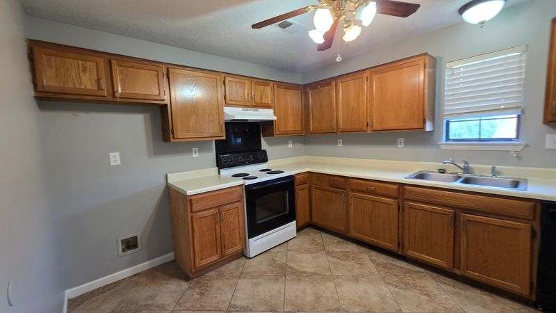 7104 Olive Ridge Dr – photo 5