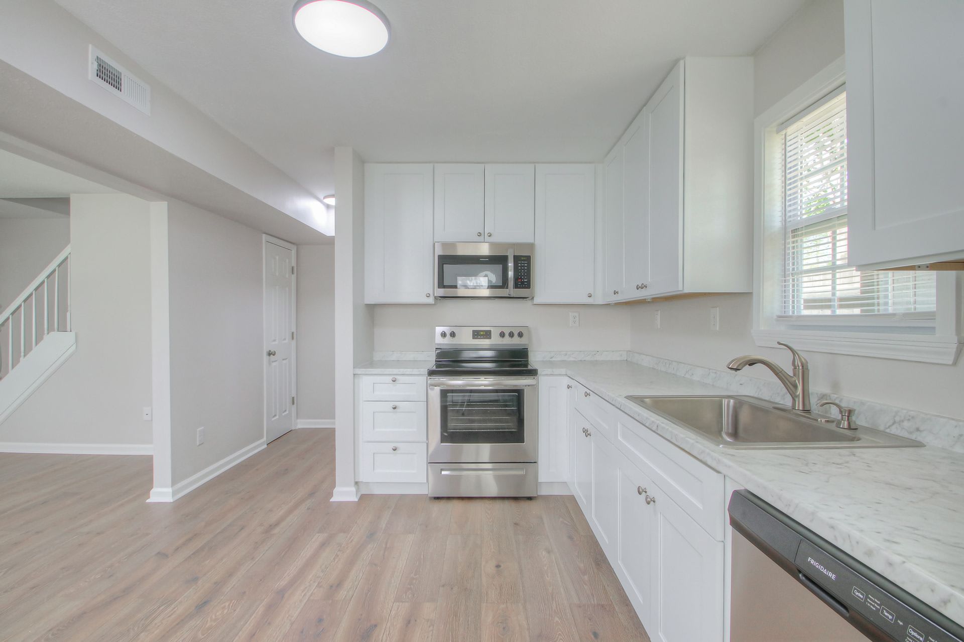 2BR Home in Spring Hill – photo 2