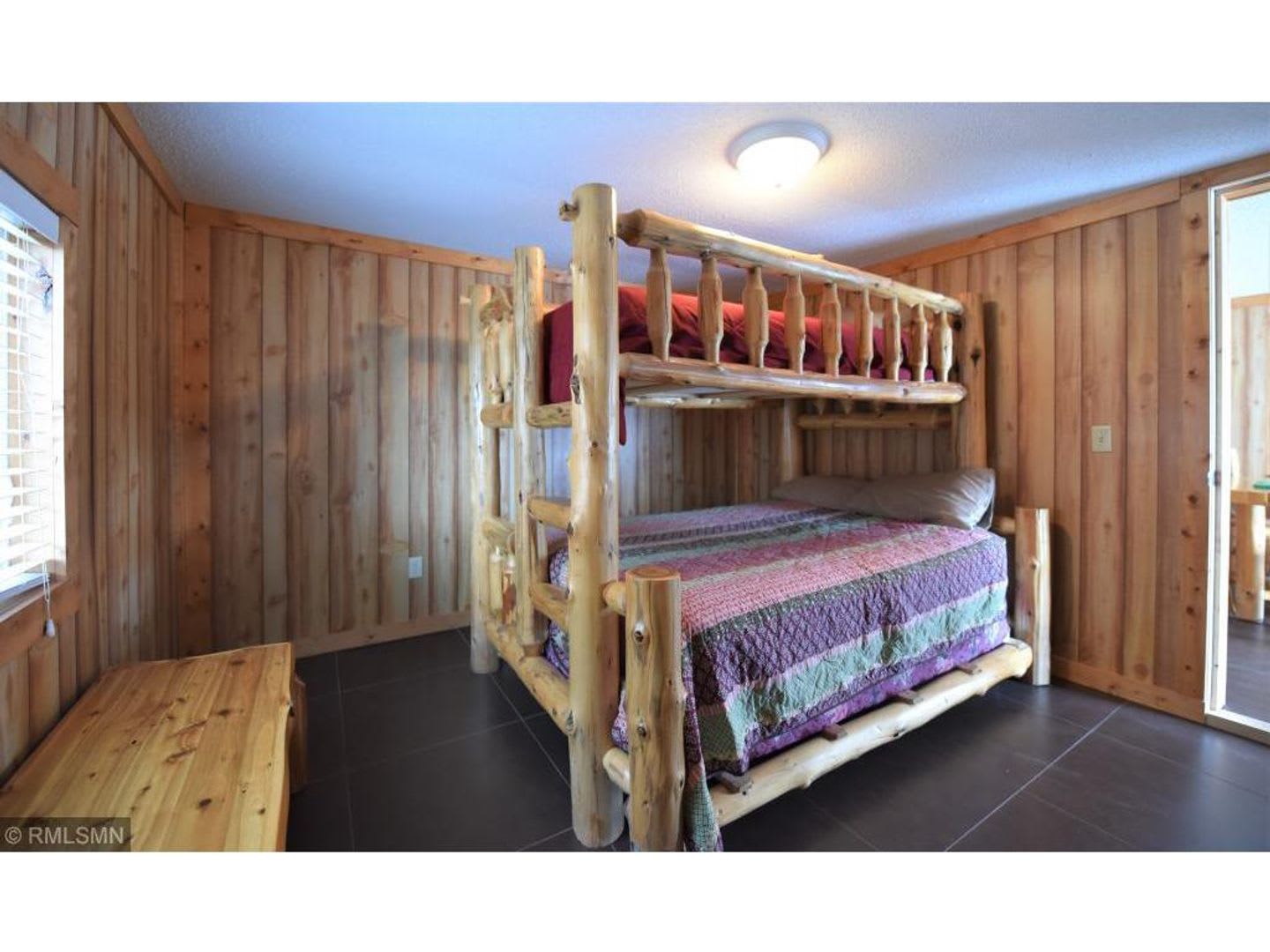 2 Bedrooms, 1 Bathroom Furnished Cabin in Brainerd, MN on Wise Lake – photo 4
