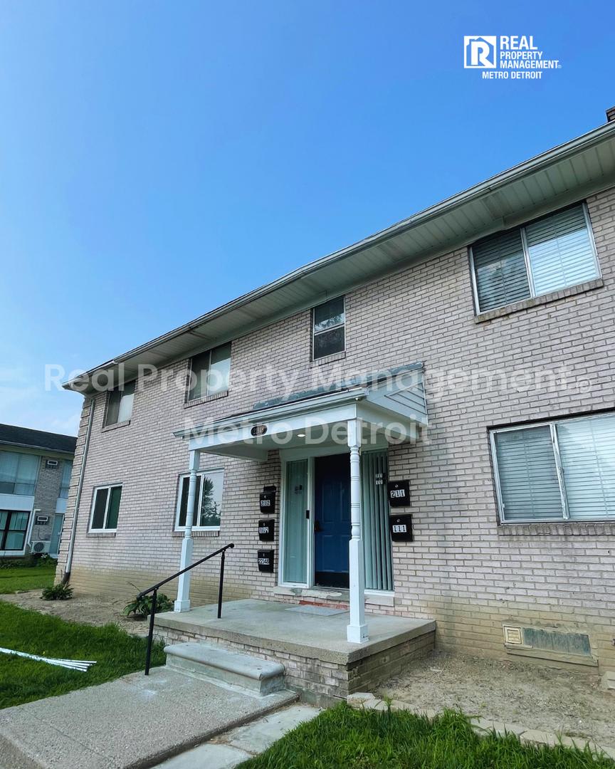 Summer Savings For Your New Home – photo 2