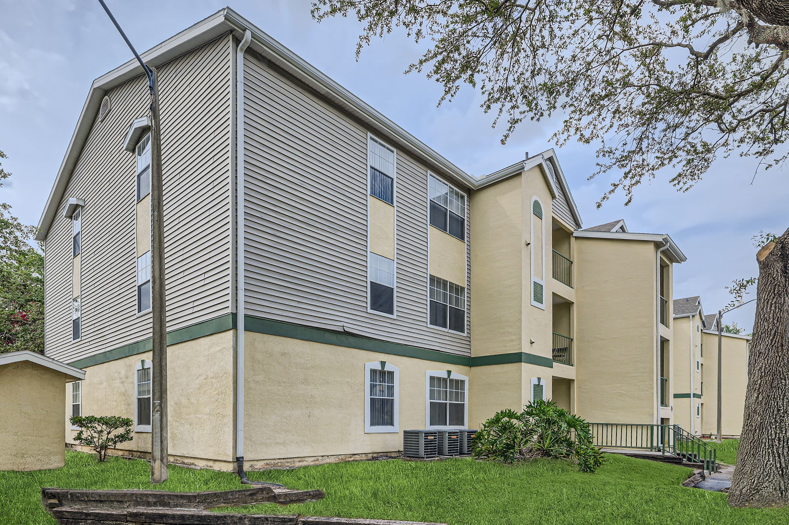 Affordable Housing Golden Oaks – photo 2