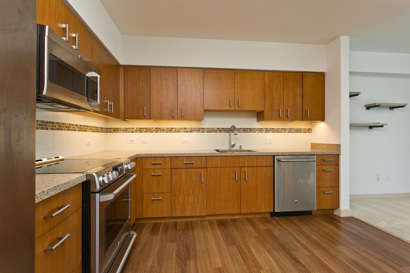 Available September 1st, One Bedroom One Bath Condo in Kakaako – photo 5