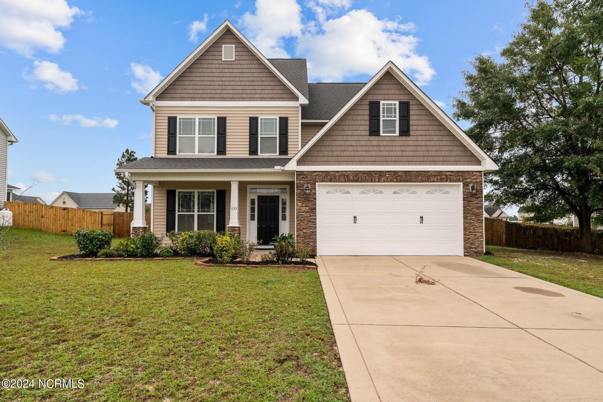 133 Lockwood Drive – photo 1