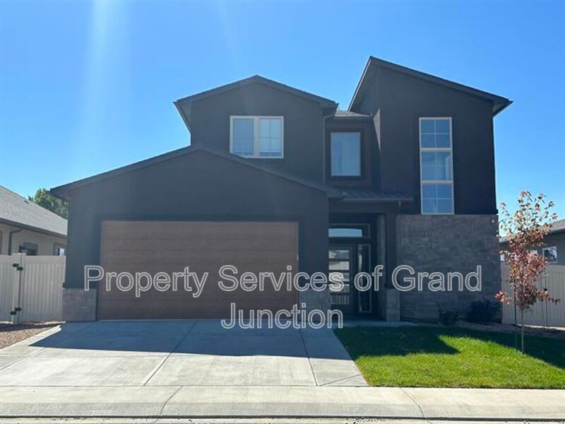 2469 Apex Avenue – photo 1