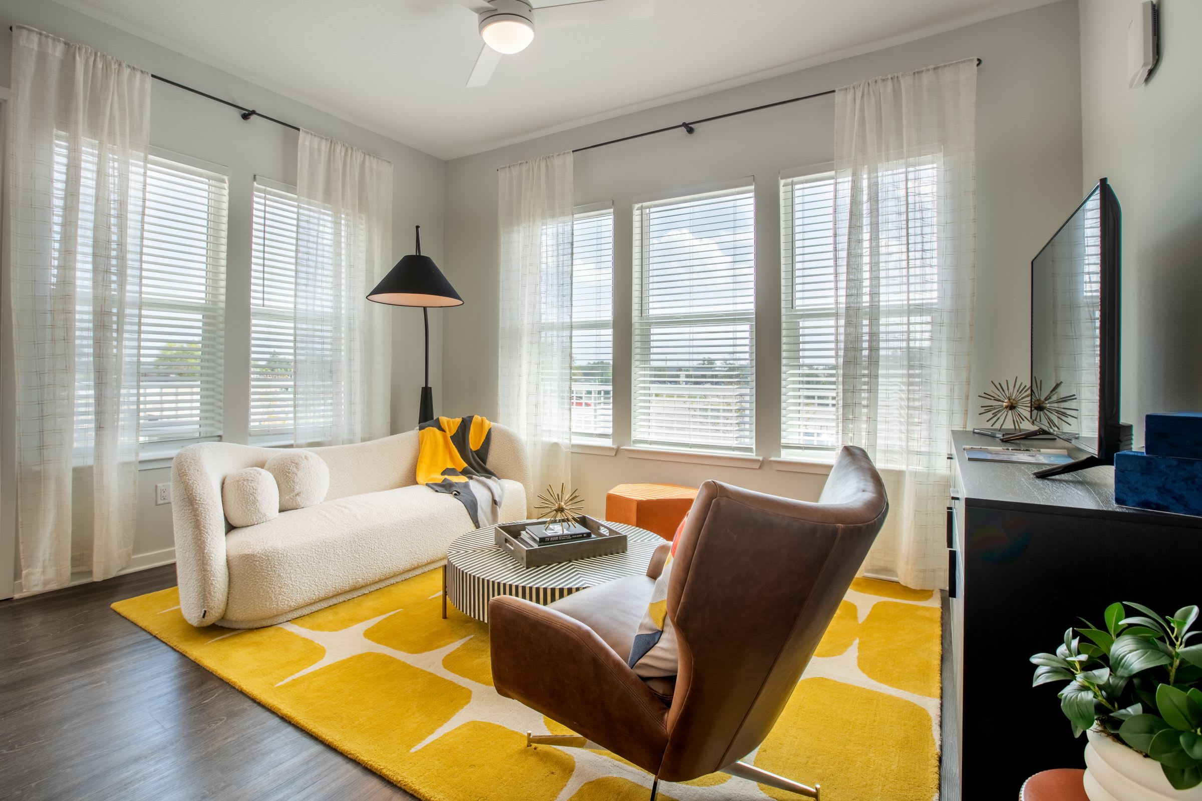 Cirrus Apartments – photo 5