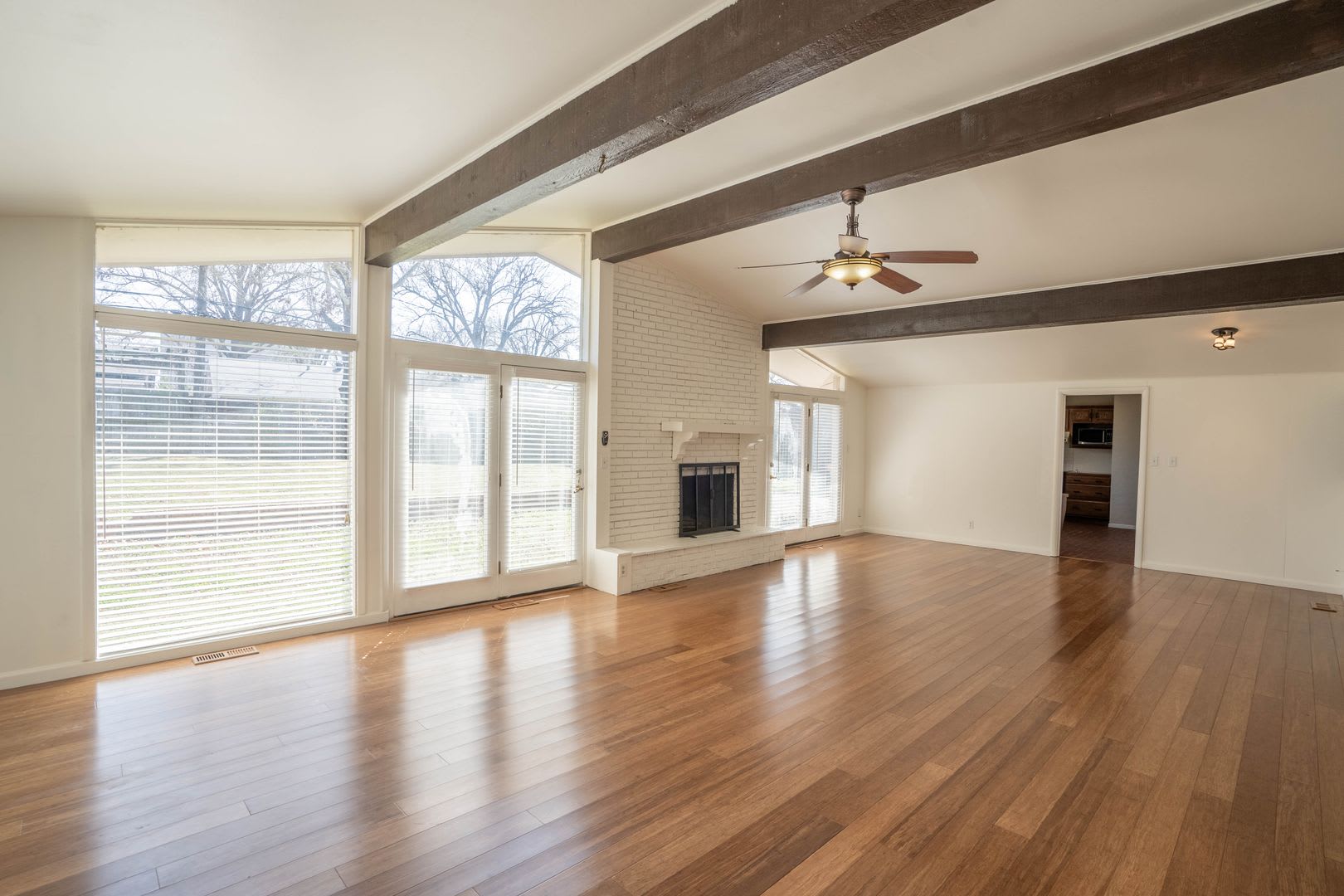 3 Bed 2 Bath In Midtown – photo 3