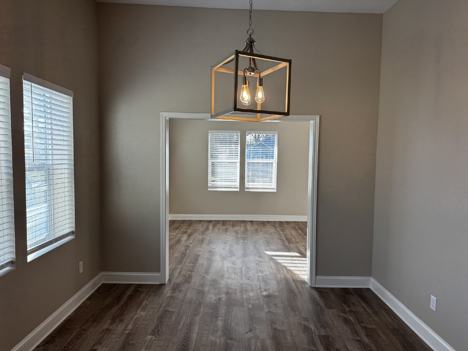 939 W Frey Street – photo 5