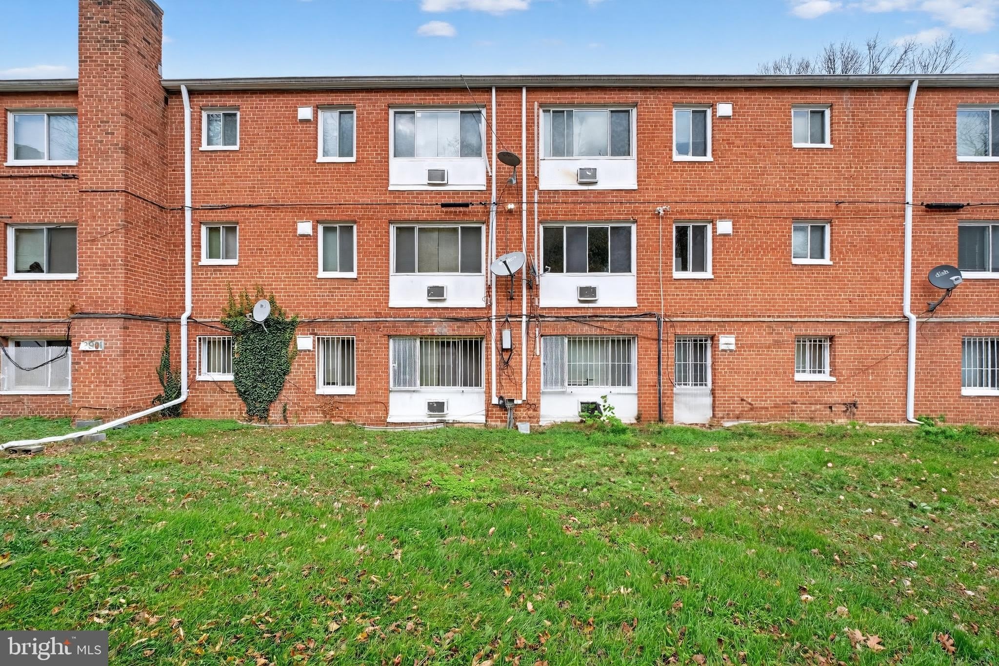 2901 Gainesville St SE – photo 3