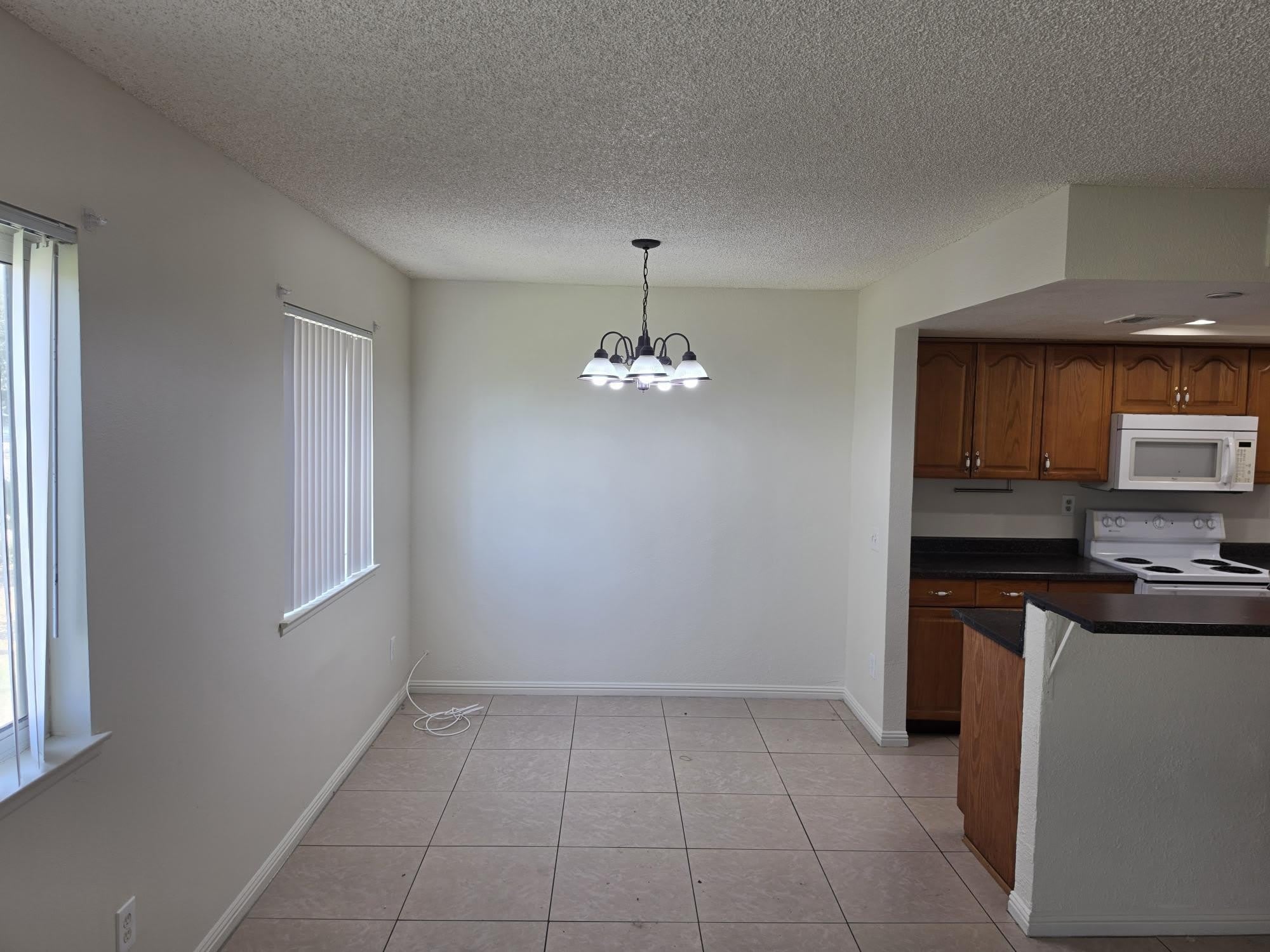 72721 Willow Street – photo 1