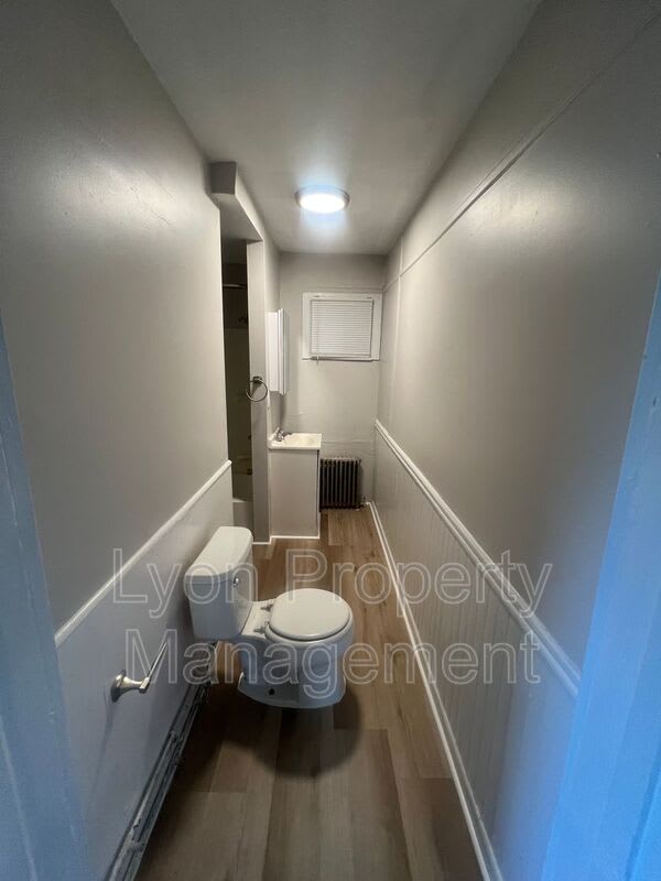 11 EAST LAWLOR STREET – photo 5