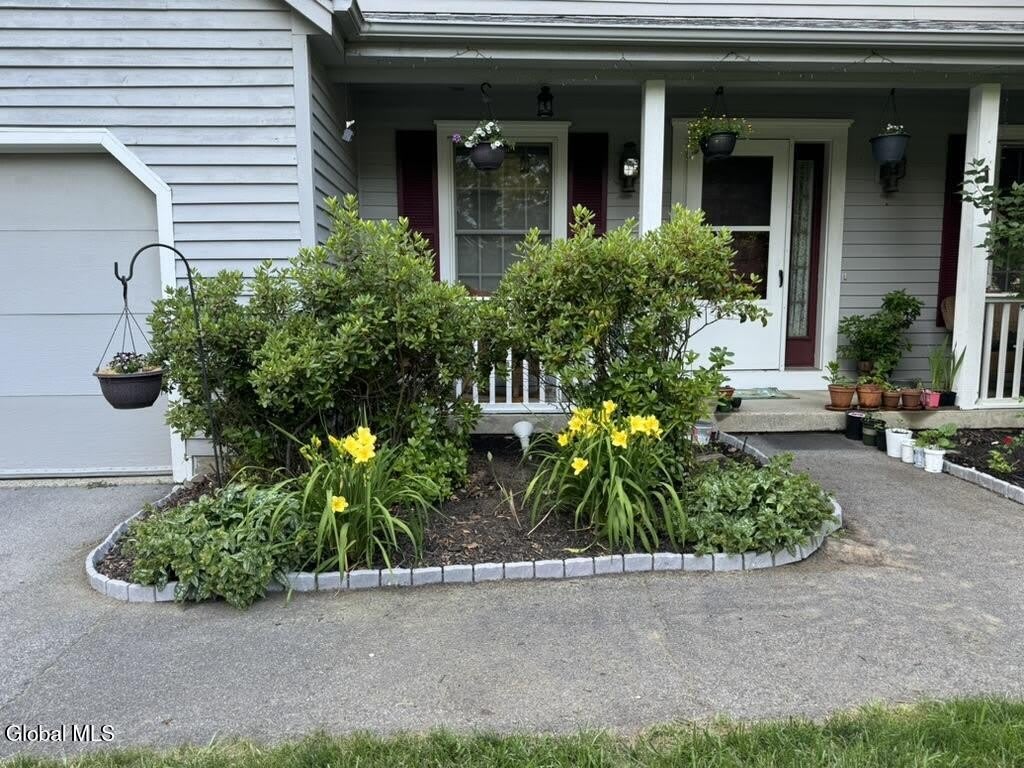 1 Marlboro Drive – photo 3