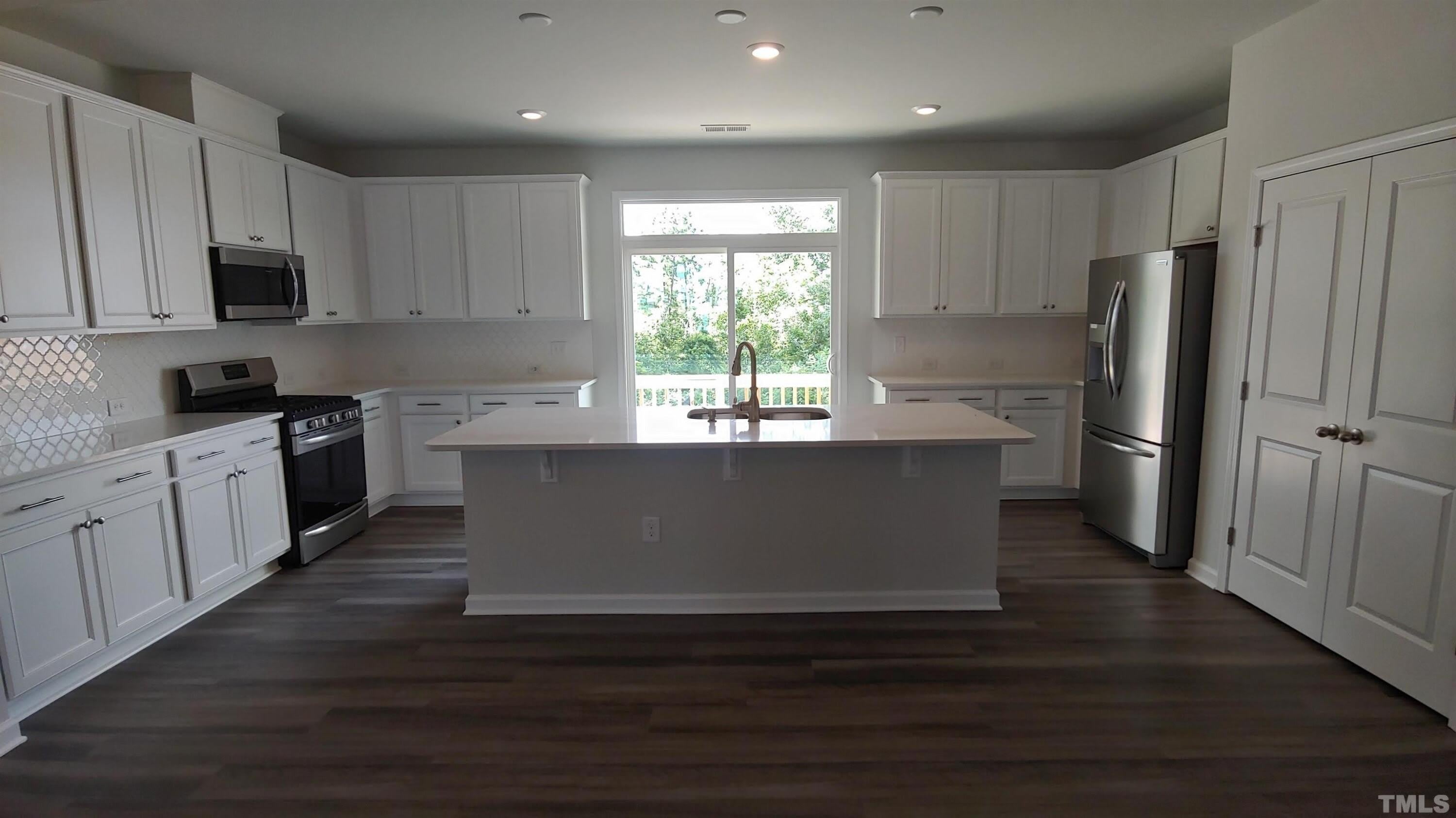 2943 Sunflower Road – photo 3