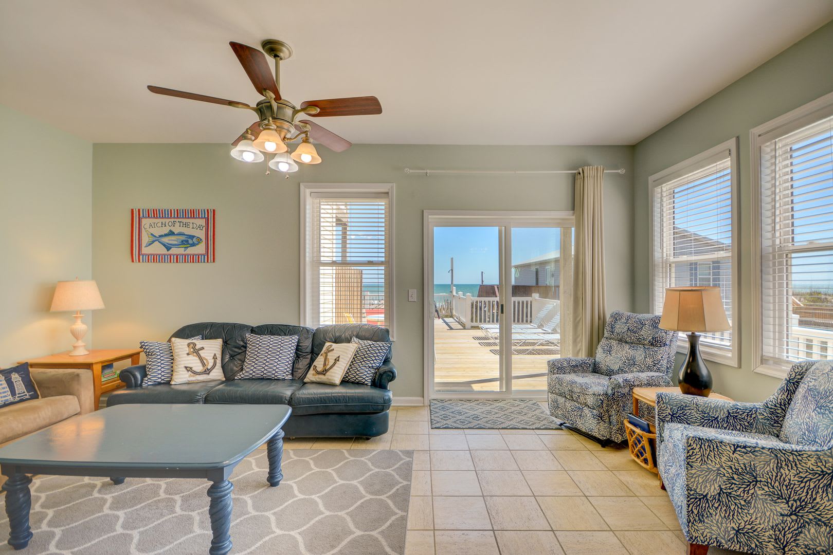 Pet Friendly 4 Bedroom Ocean Front Duplex Available October 1St 2026 Through March 31St 2027 Off Season Rental 3 Months Required – photo 2