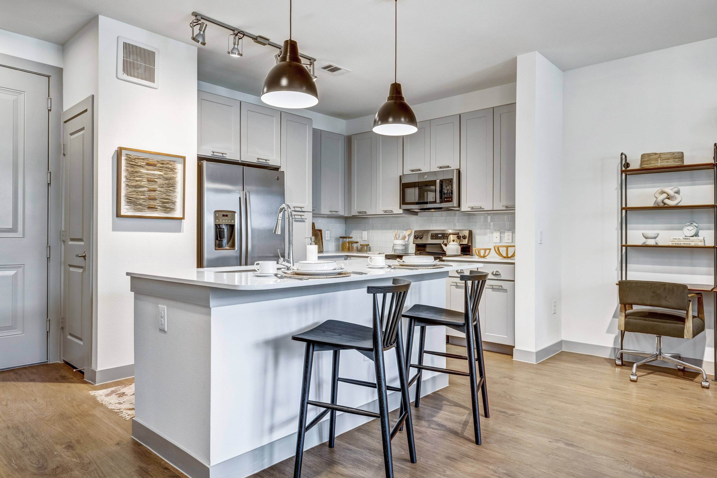 Laurel Apartments – photo 3