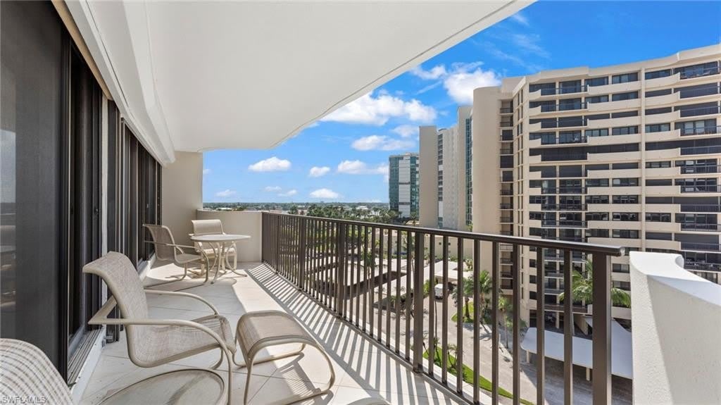 4005 Gulf Shore Blvd N – photo 3