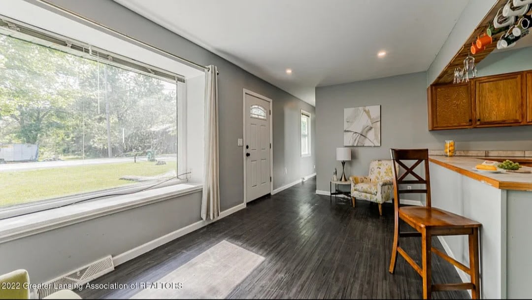 5420 South Waverly Road – photo 3