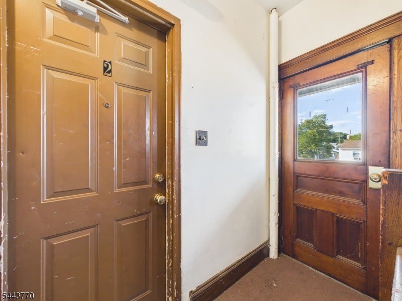 139 Fairview Ave – photo 3