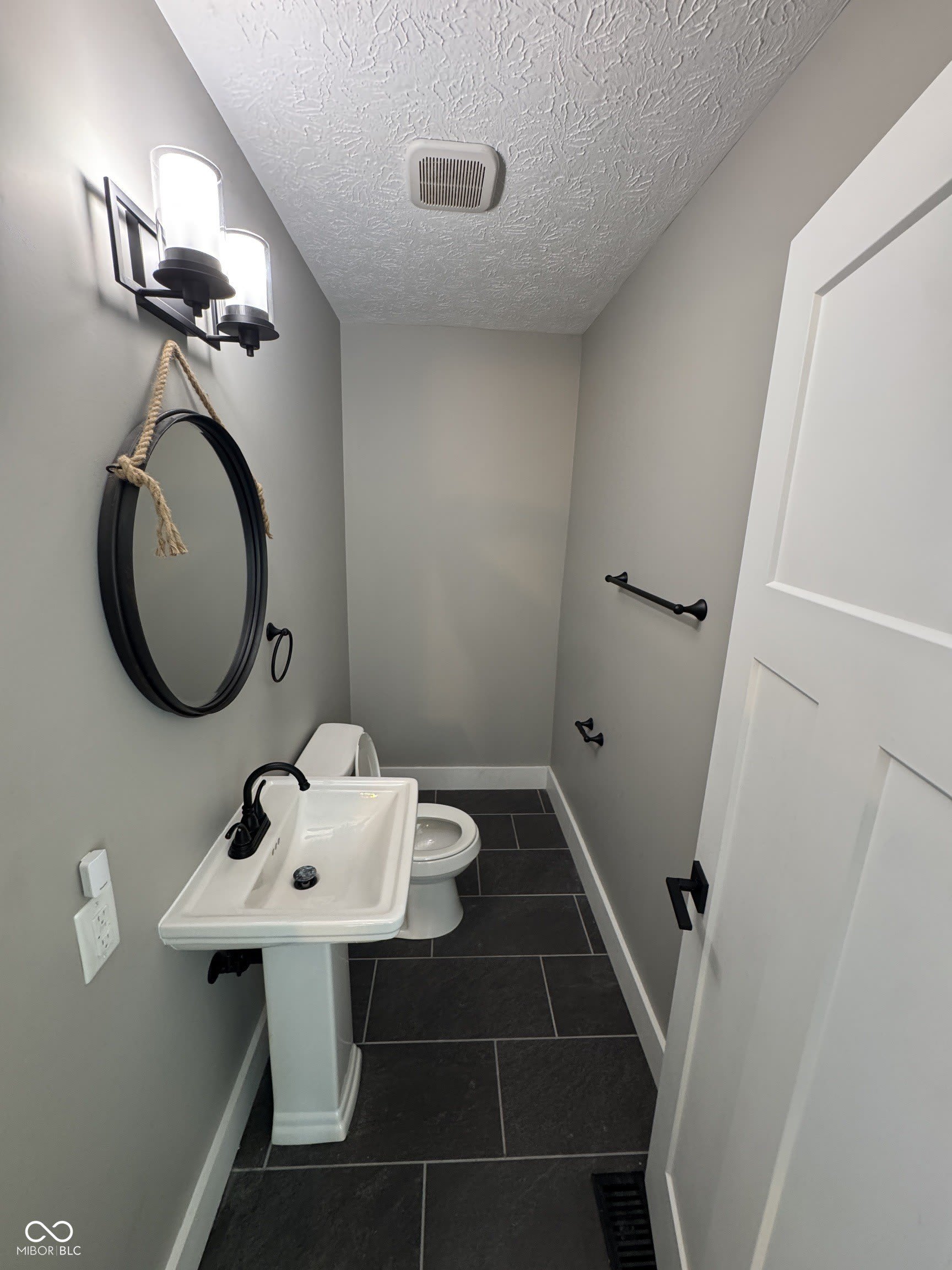75 W Pearl Street – photo 5
