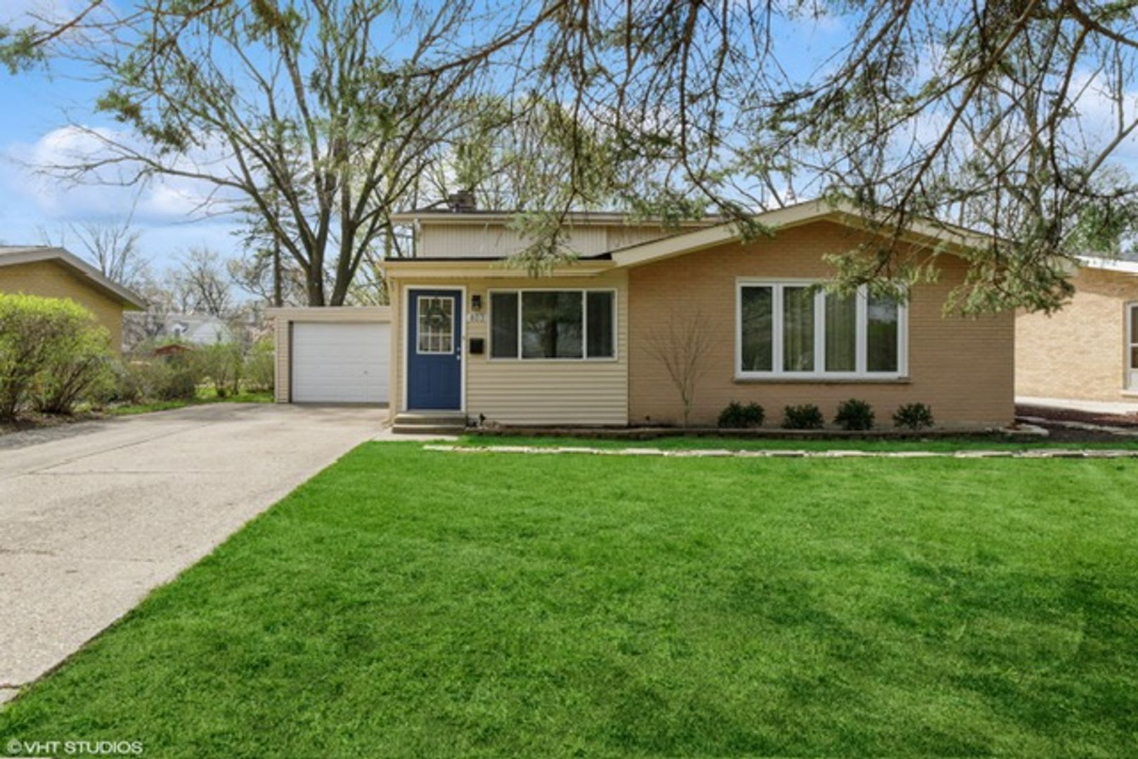 403 E Lake Ave Glenview Il 60025 – photo 2
