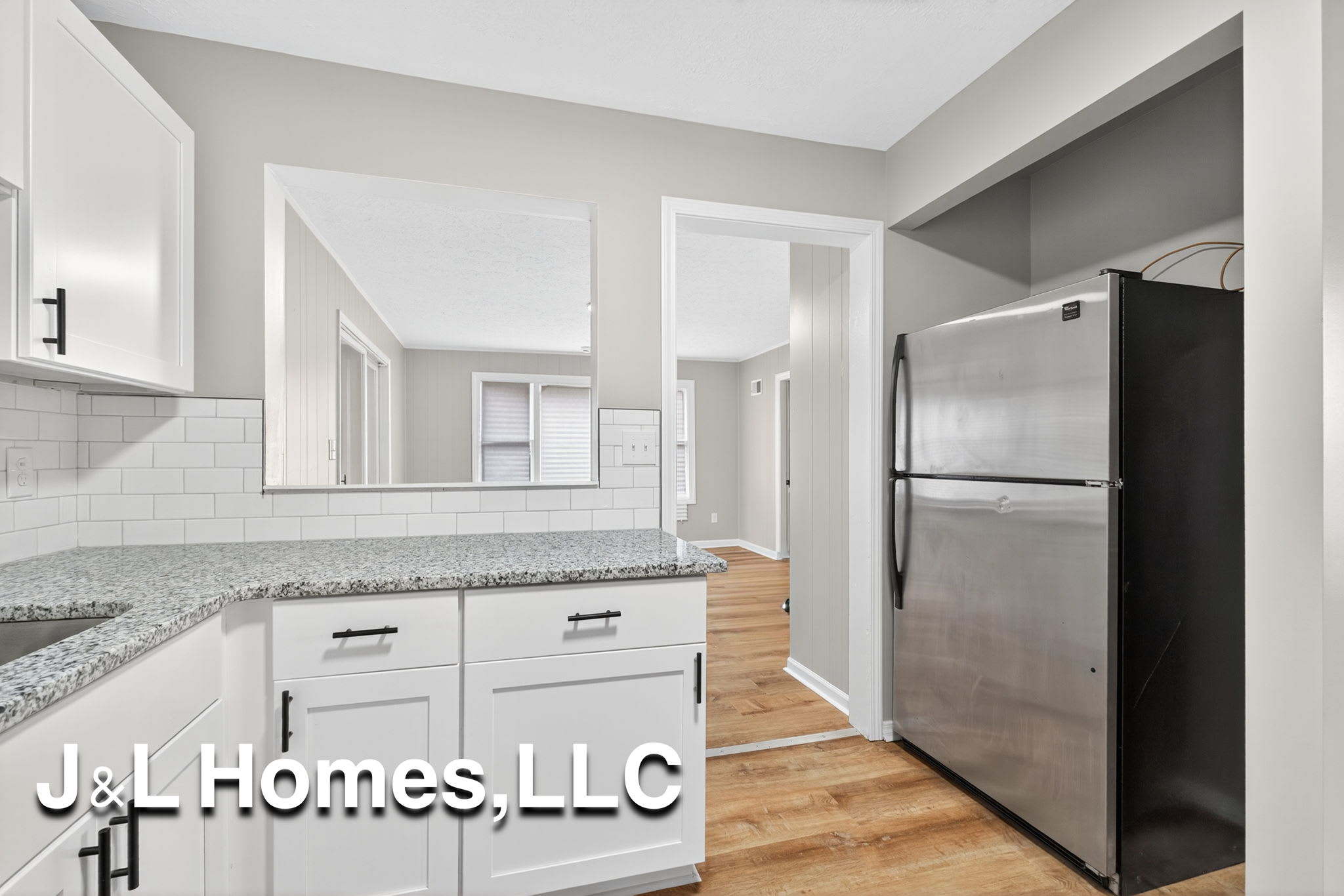 1655 Westfield Drive North – photo 2