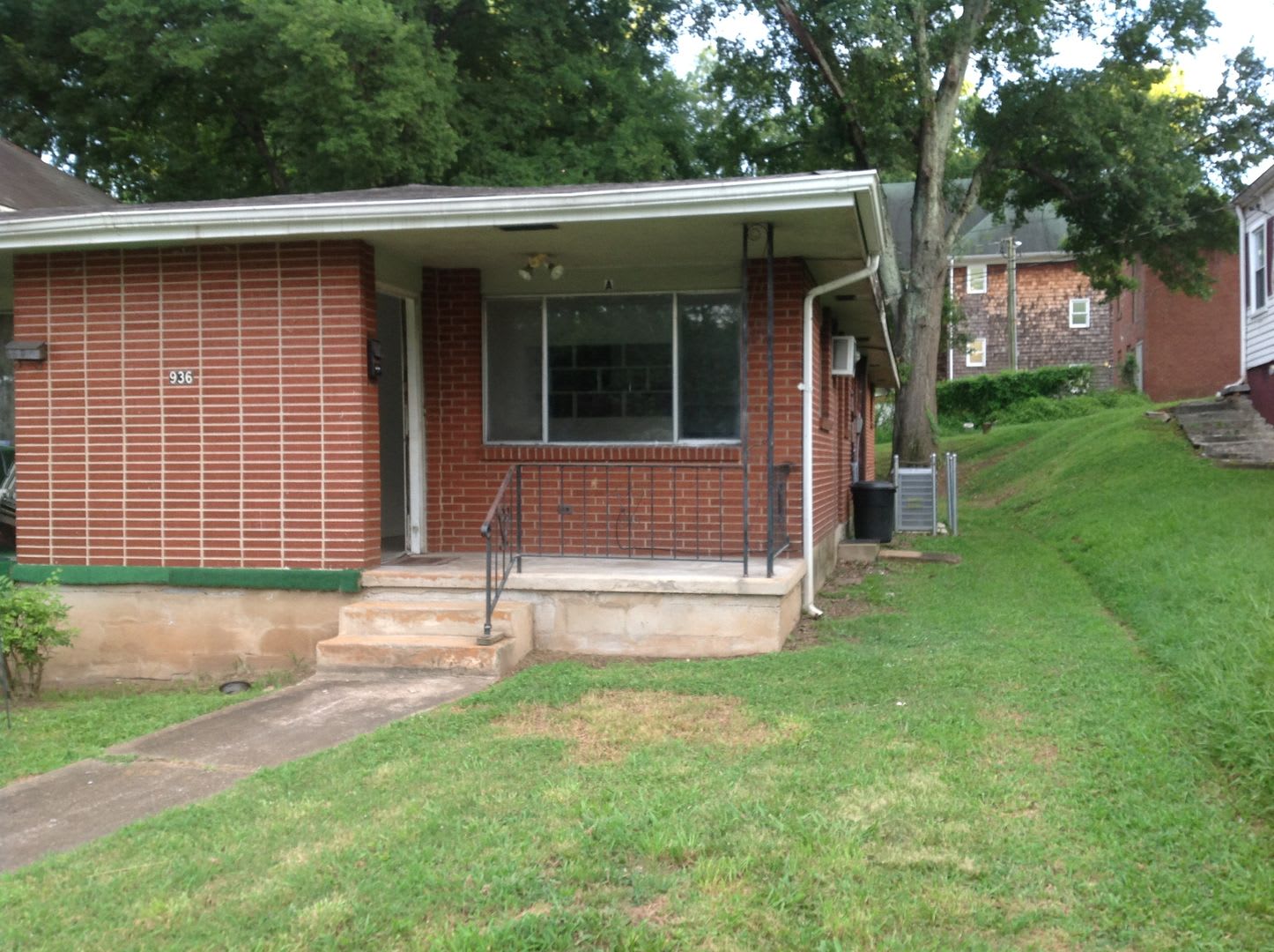 Duplex Walking Distance To Utc – photo 2