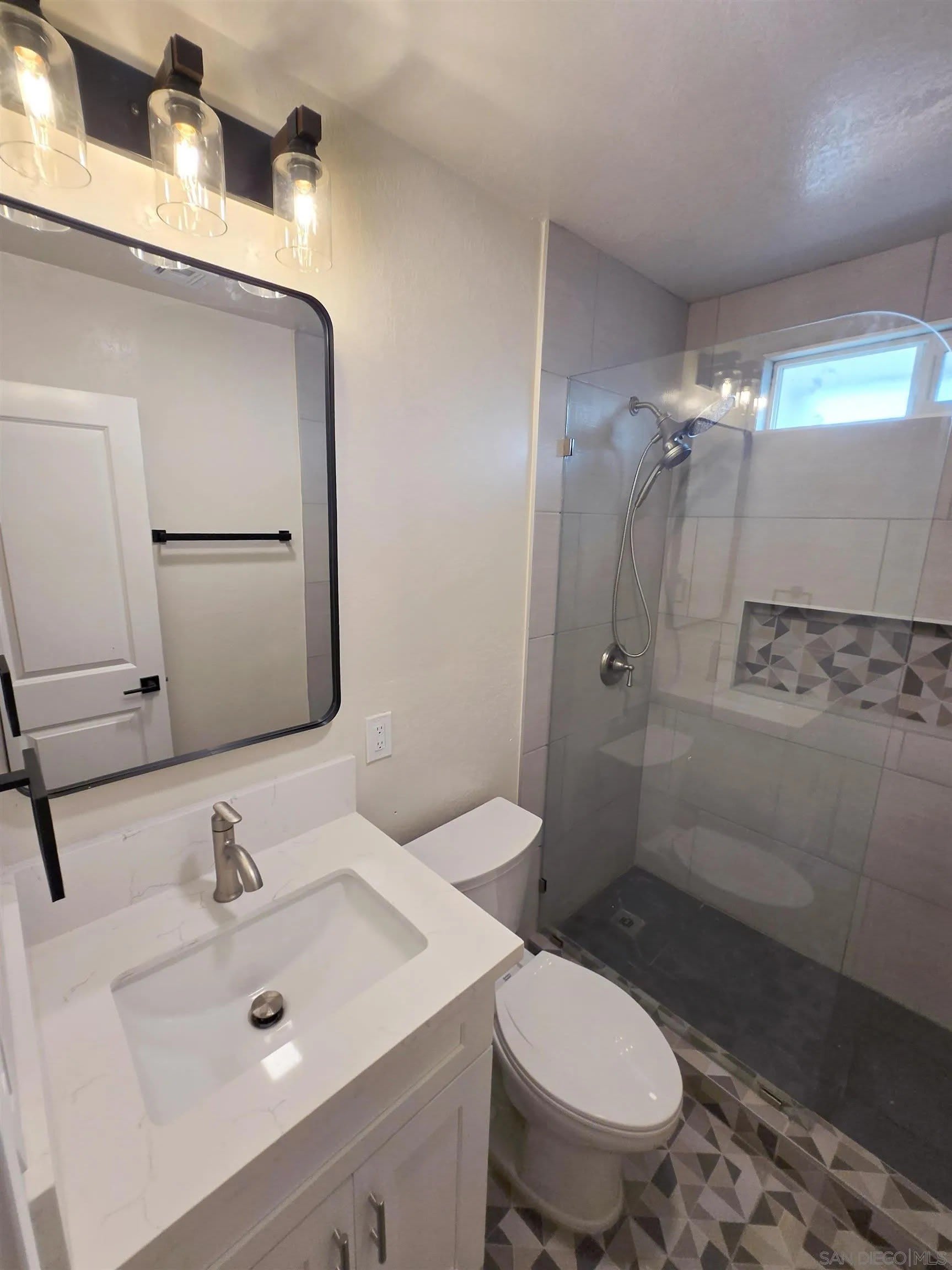 2132 E 5th ST – photo 2