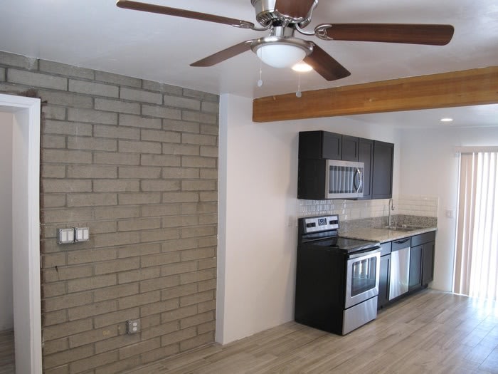 1122 East Water Street – photo 5