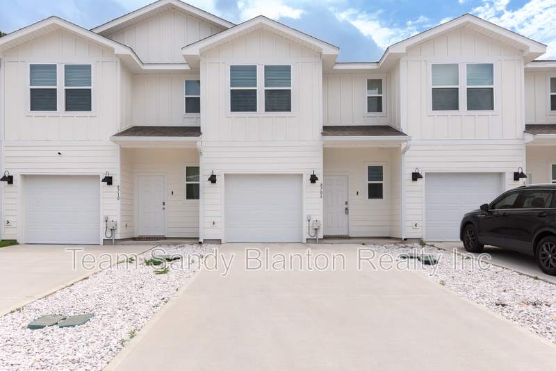 8706 Meadow Flower Lane – photo 1