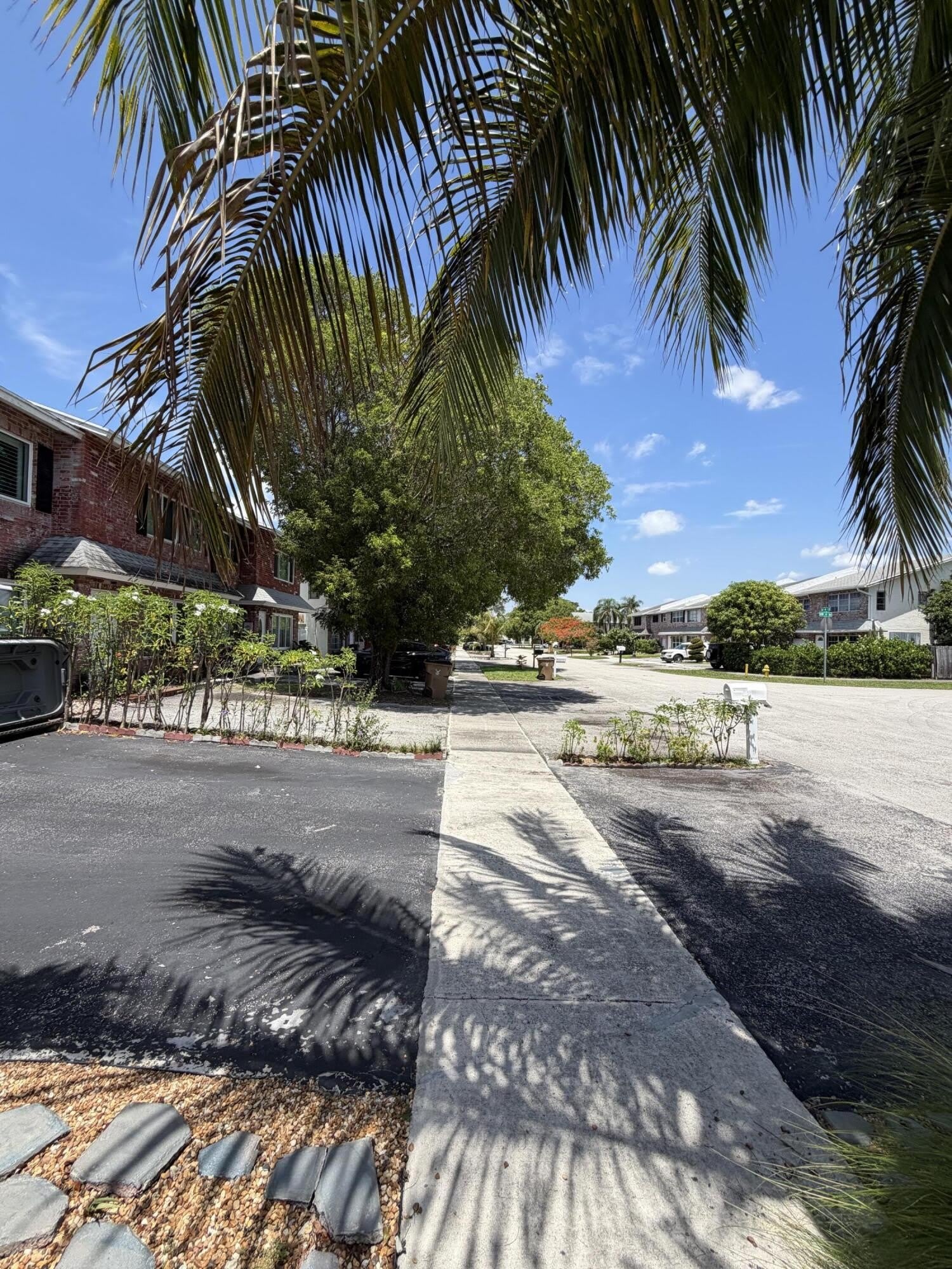 806 NW 41st Court – photo 4