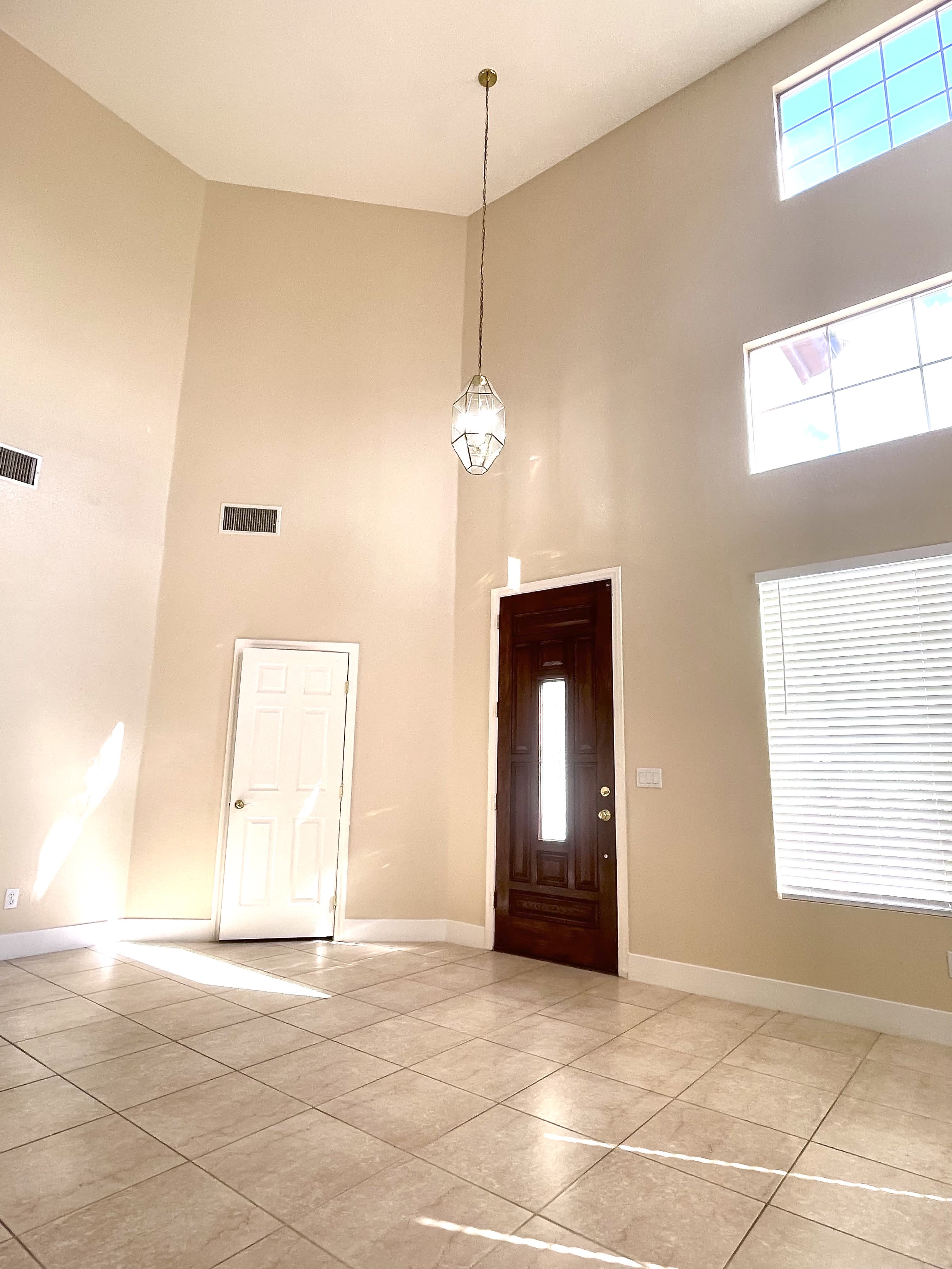 5136 Masotta Avenue – photo 5