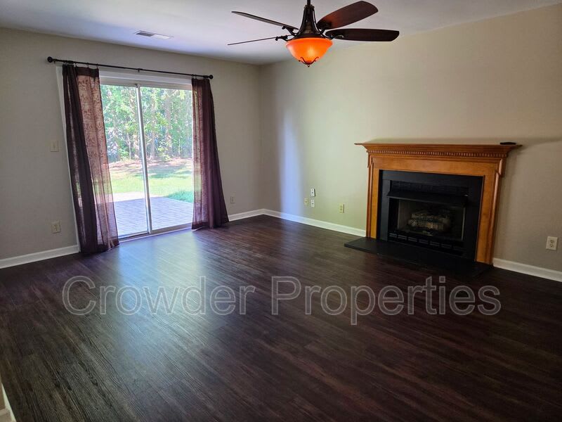 5401 Groveton Ct – photo 3