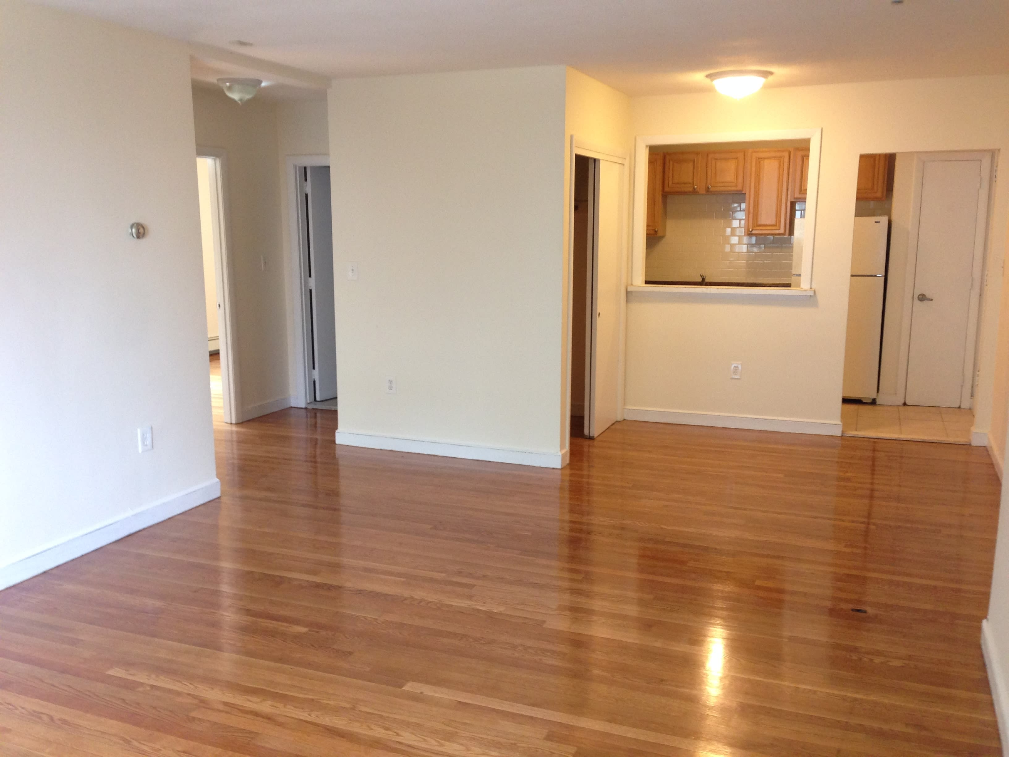 34 Gardner Street Apartments – photo 3