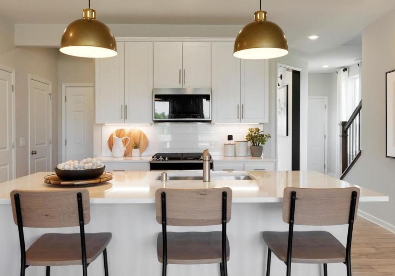 Sparkling 3bed 3bath in Eagan! – photo 3