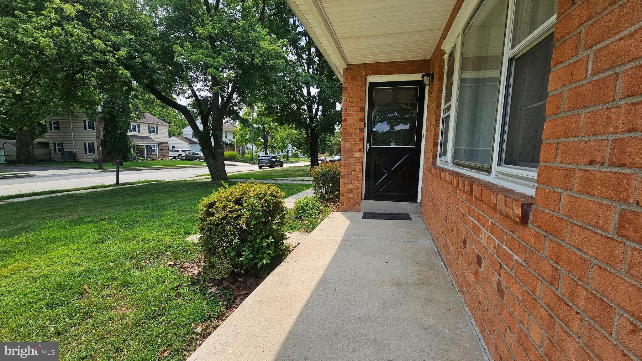 328 REES Drive – photo 4