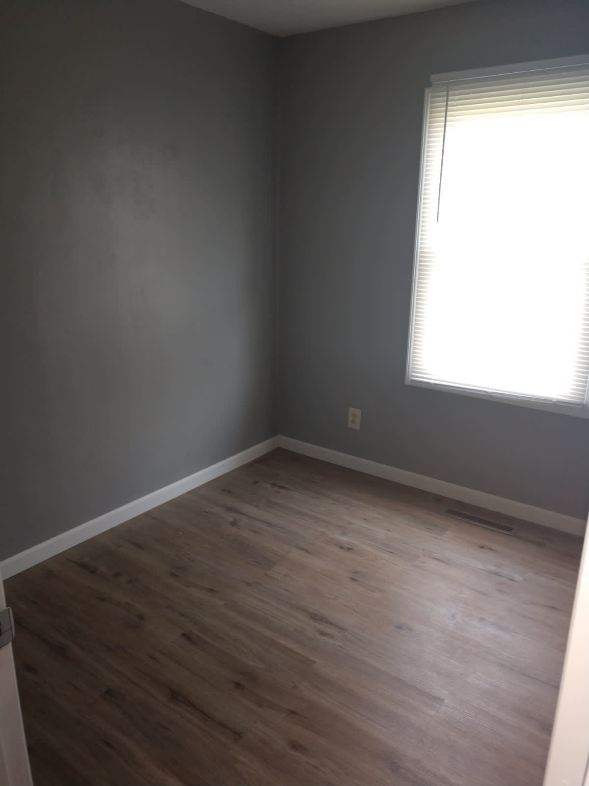 1807 Southwood Drive – photo 4