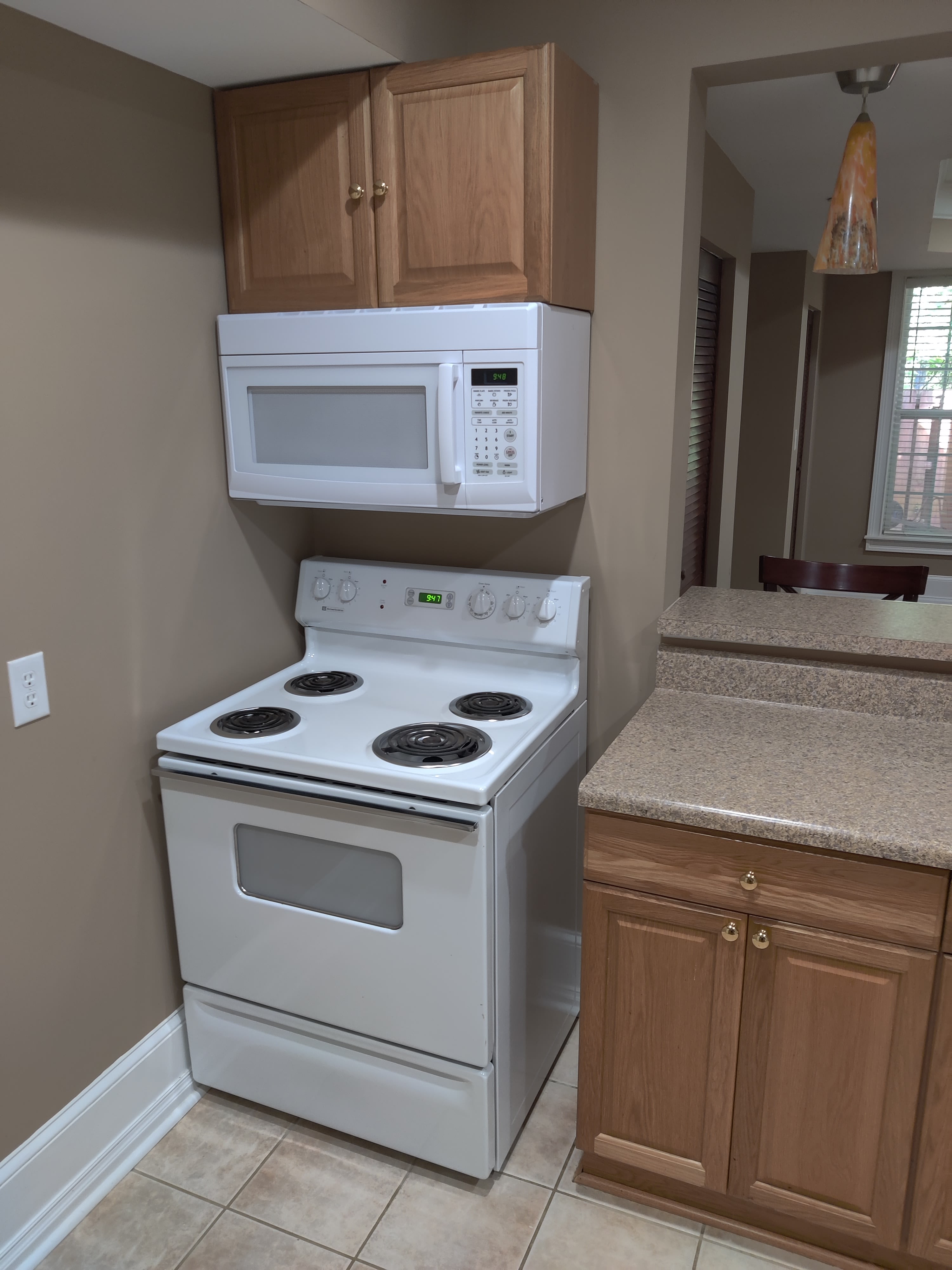 1435 Flagler Court Southwest – photo 2