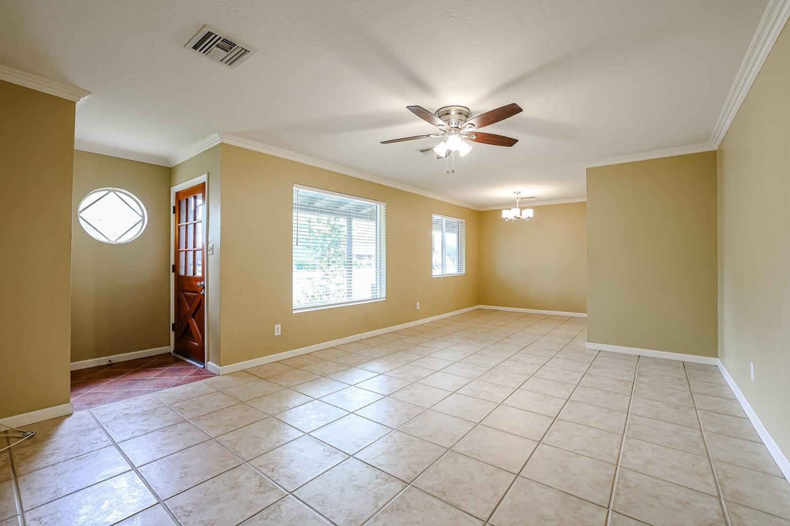 1005 E Cavalier – photo 3