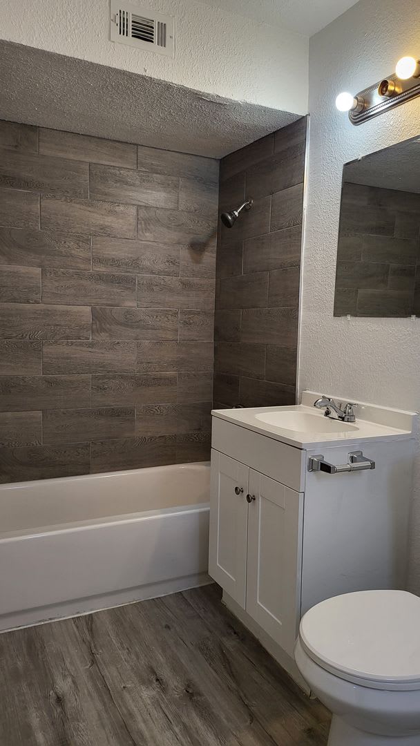 Beautiful recent remodel apartment – photo 5