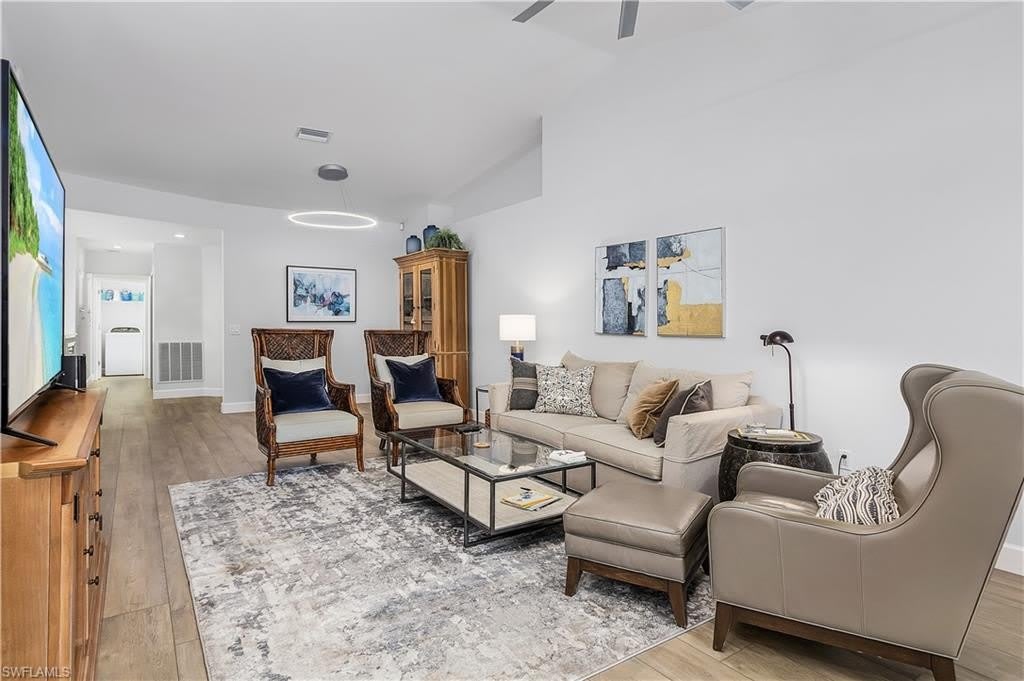 20271 Calice Ct – photo 2