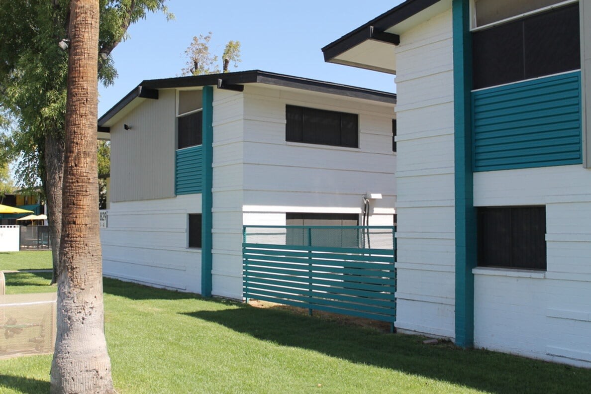 Dwell – photo 3