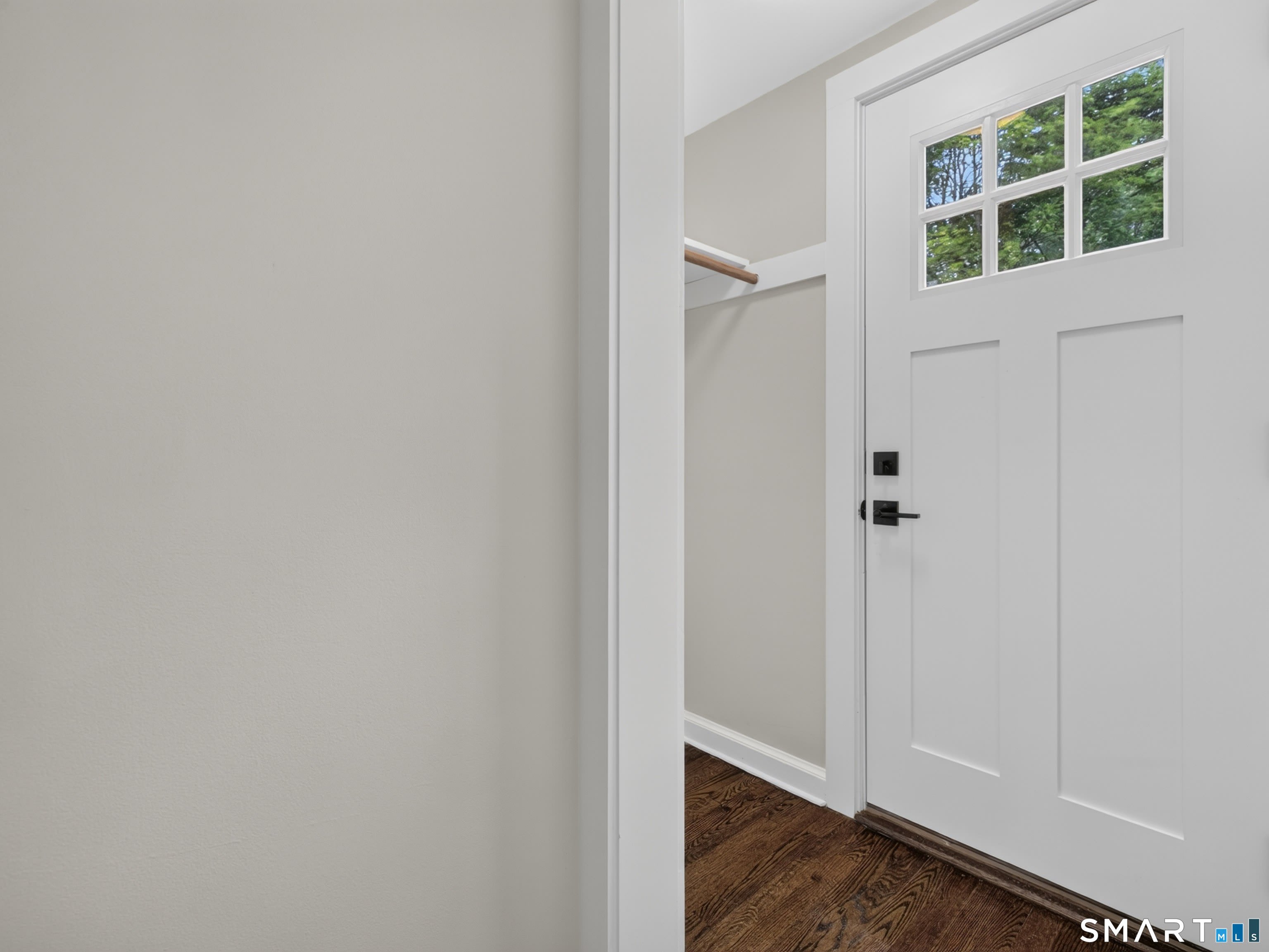 1039 North Road – photo 4