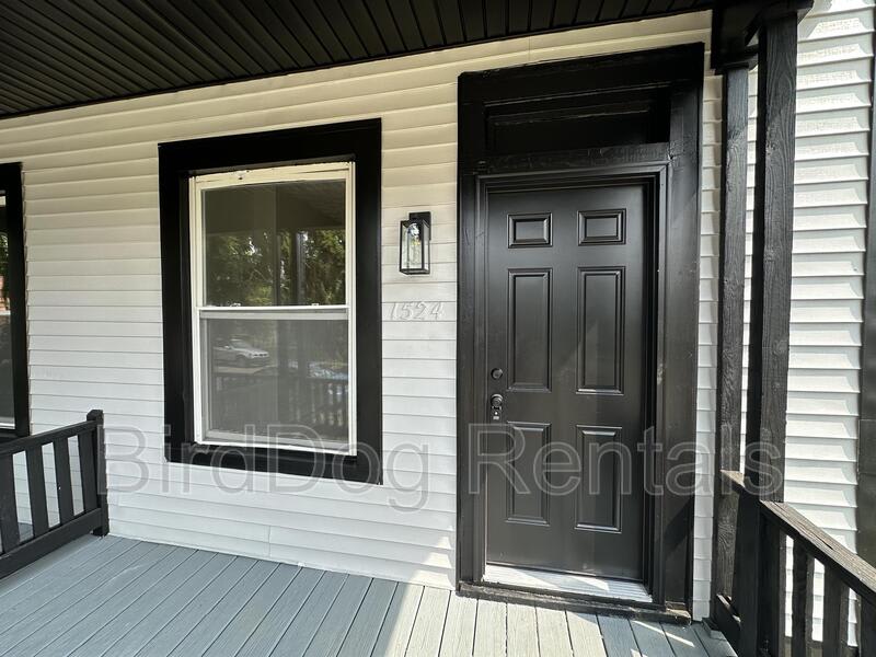 1524 Franklin Avenue – photo 2