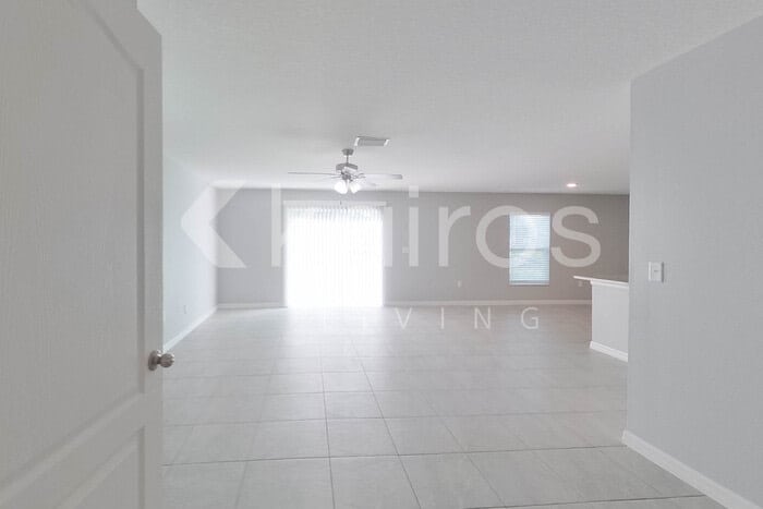 8512 Indian Laurel Lane – photo 4