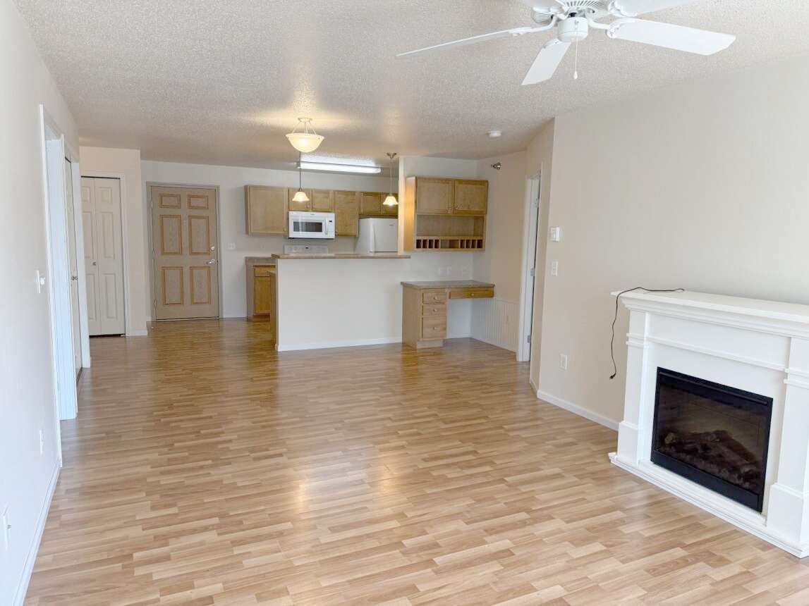 Maple Creek Apartments – photo 4