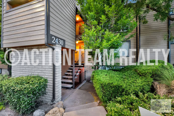 2430 South Elizabeth Street – photo 2