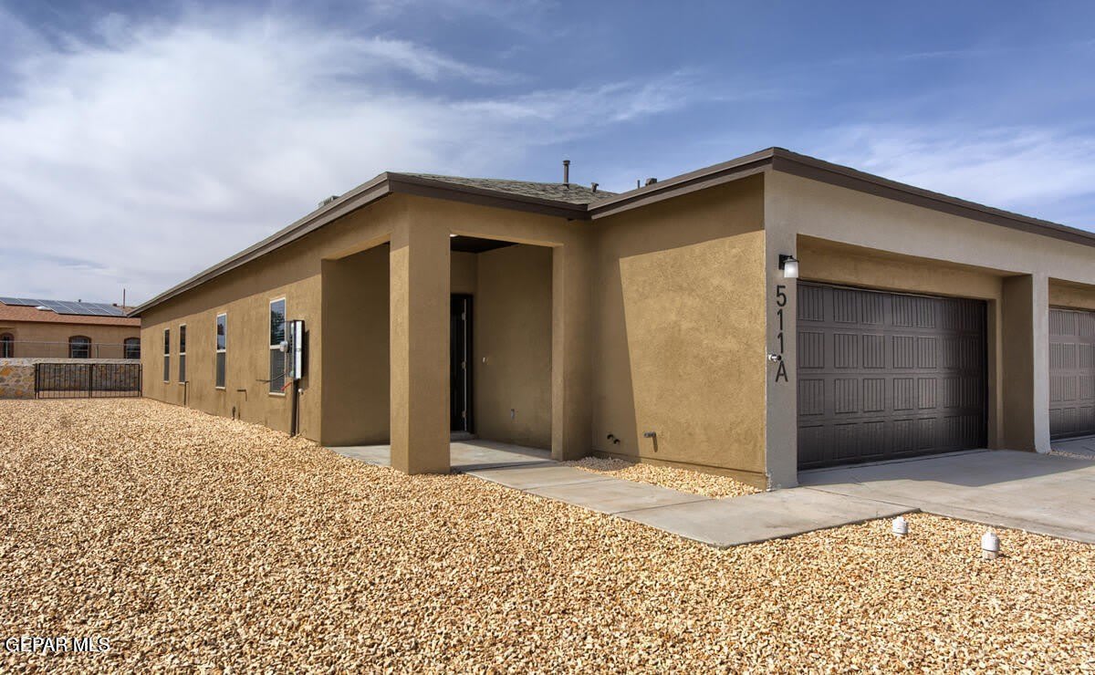 515 DUSK VIEW Street – photo 2