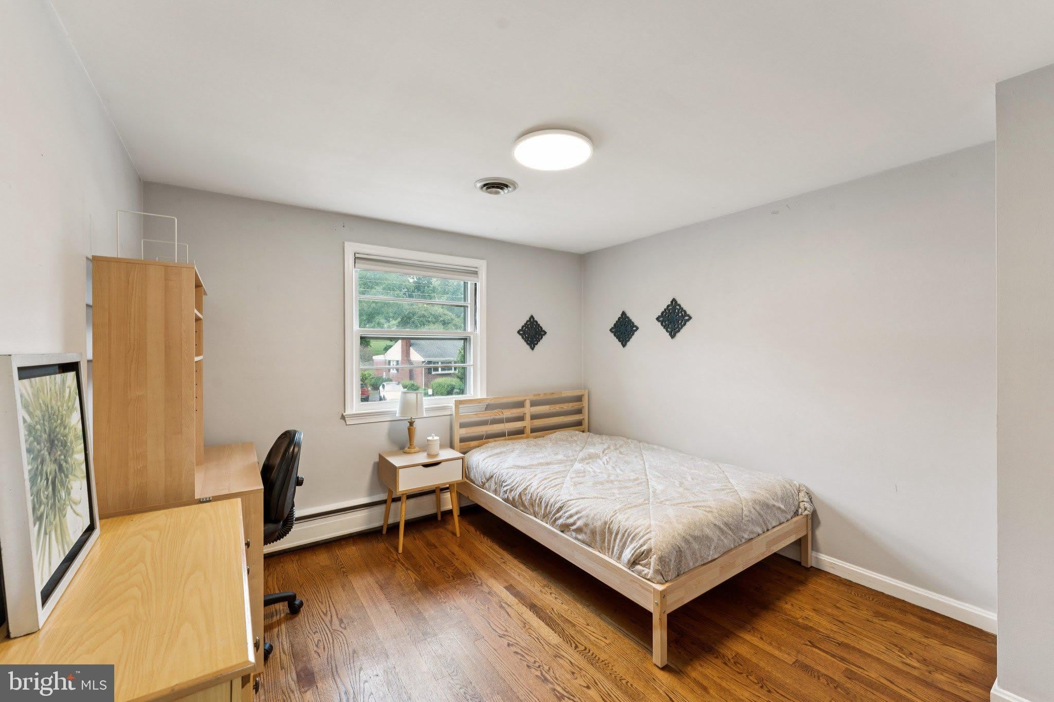 10307 BEAUMONT Street – photo 4