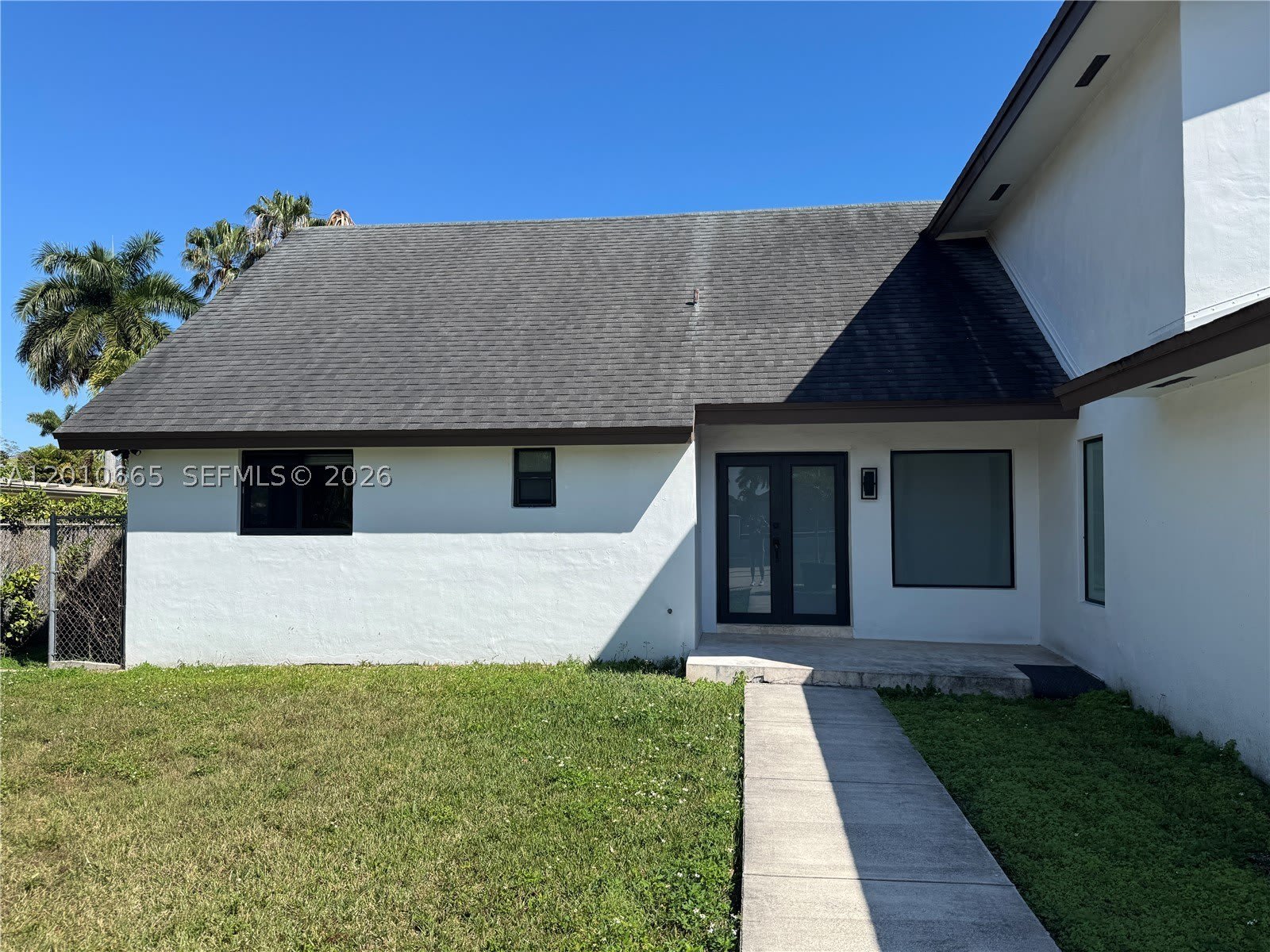 3155 SW 132nd Ave – photo 2