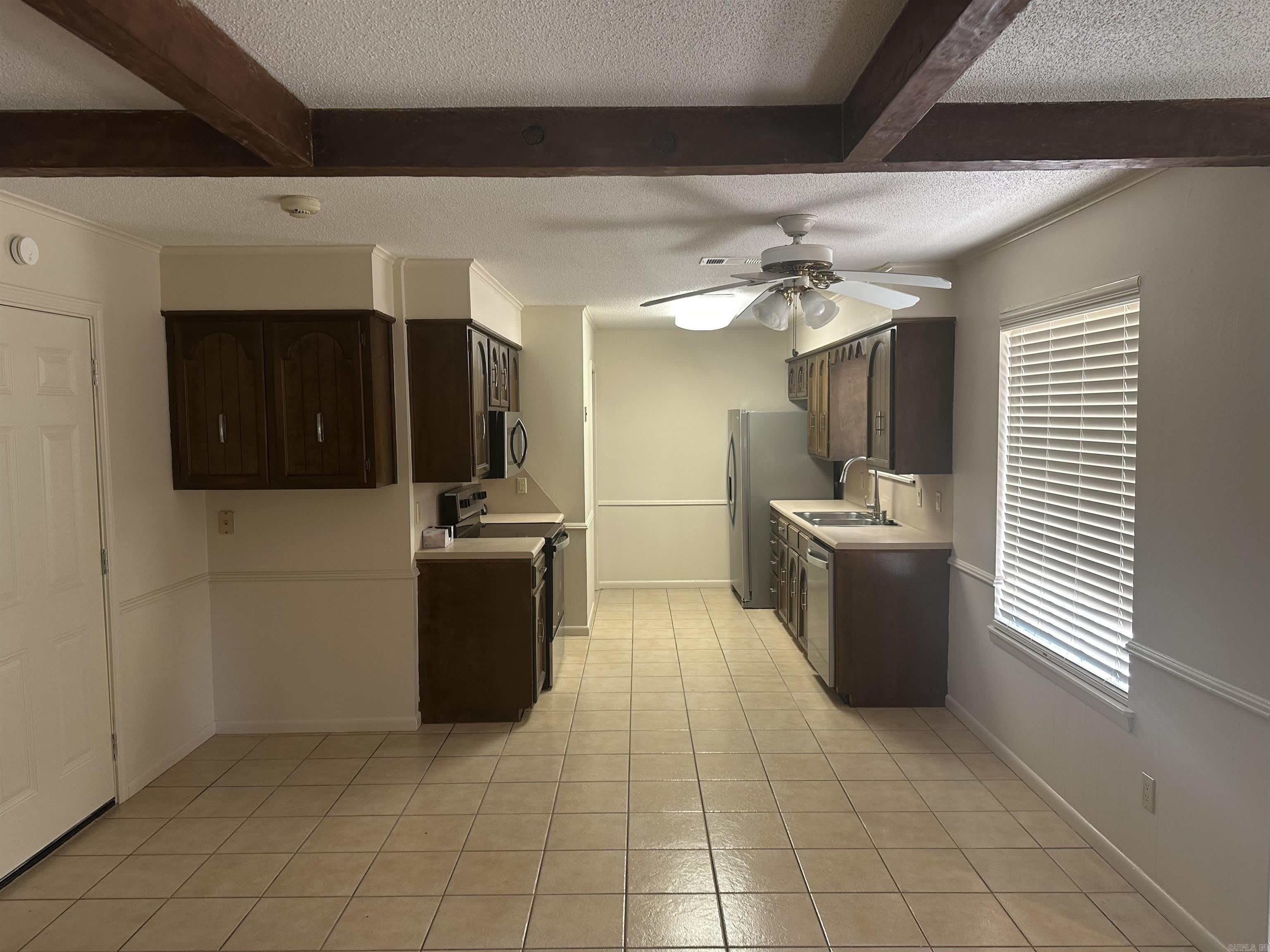 820 Shackleford – photo 4