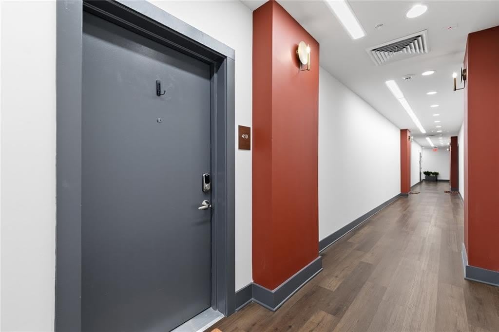 112 Rogers Street NE – photo 3